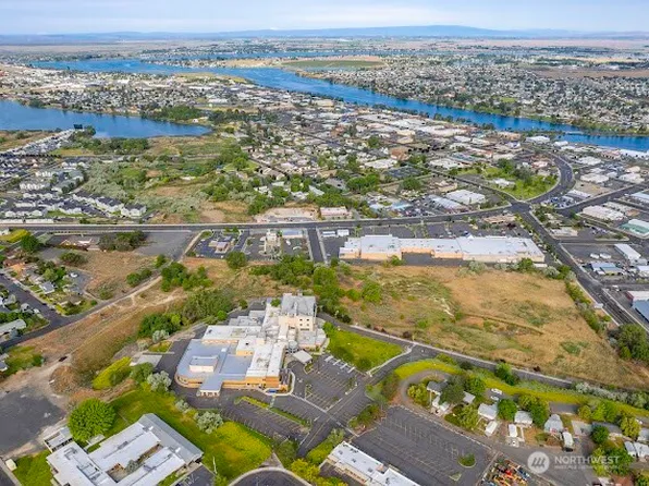 0 0 Riviera, Moses Lake, WA 98837