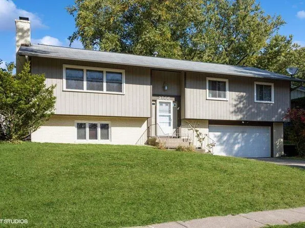 2506 Princeton Rd, Iowa City, IA 52245