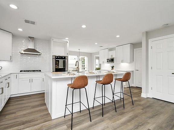 2nd image of 3507 Crow Valley Drive