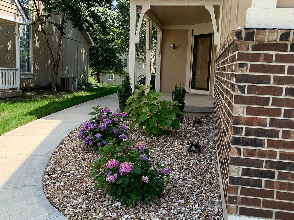 Front covered porch