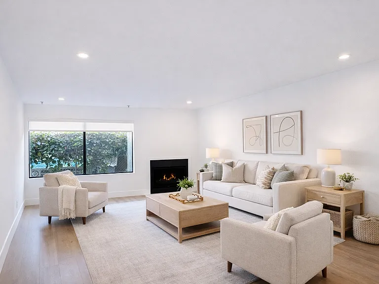 2123 Rodney Dr — Photo 2