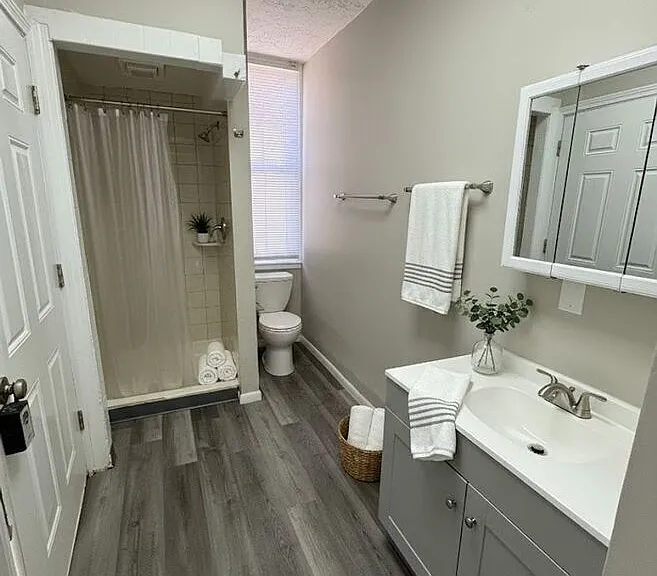 229 N Sandusky St #4 — Photo 14