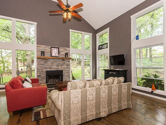 Large Windows for Lots of Natural Light