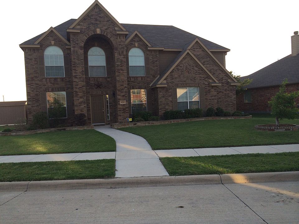 1st image of 421 Bell Dr