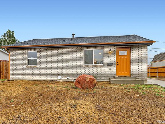 3rd image of 272 Balsam Avenue