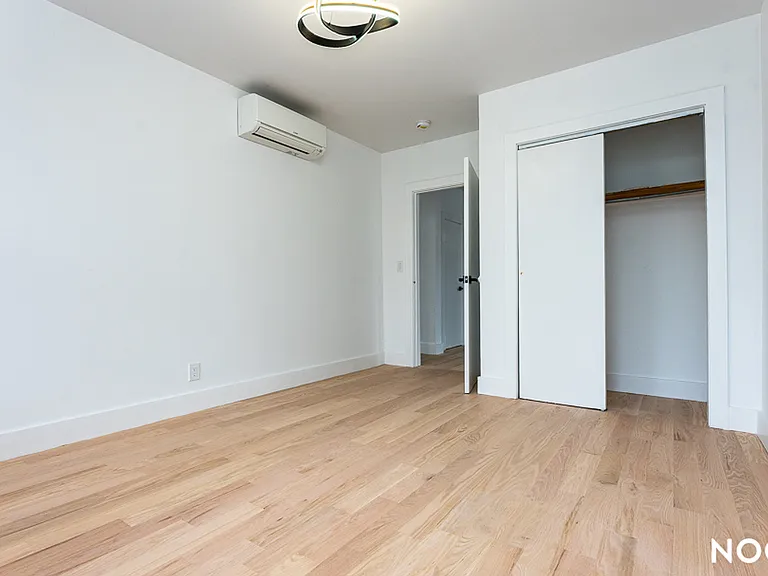 98 Moore St #3F — Photo 1