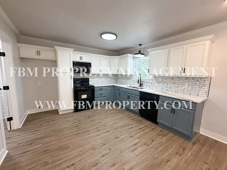 1606 Cherry Ave — Photo 5