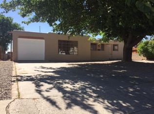 2717 Mary Ellen St NE, Albuquerque, NM 87112