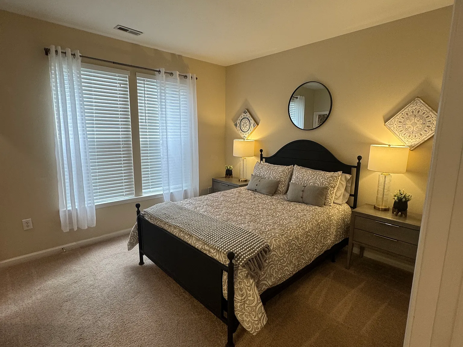 2 bed, 967 sqft, $950 — Photo 4