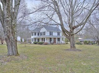 4886 Jasper Rd, Emmaus, PA 18049