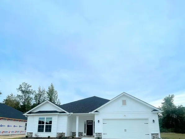 76 Fishing Creek Drive, New Bern, NC 28562