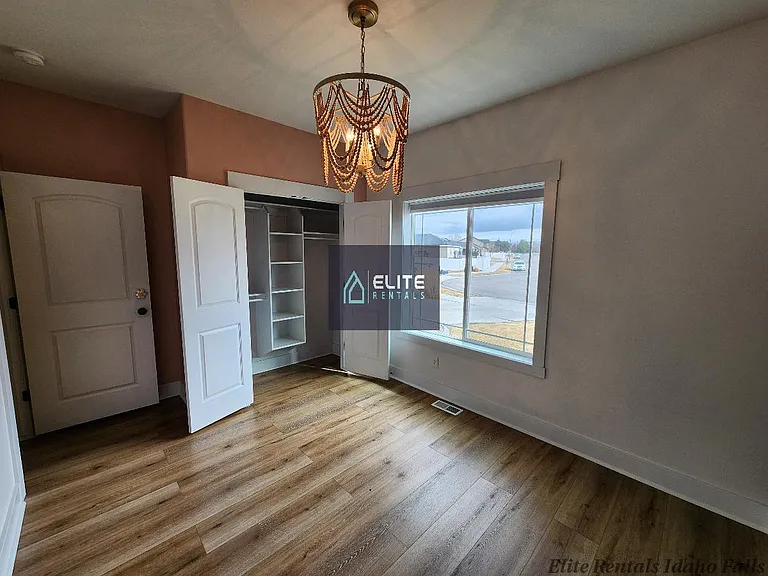 3700 Potomac Way — Photo 19