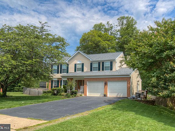 2nd image of 1 Twain Ct