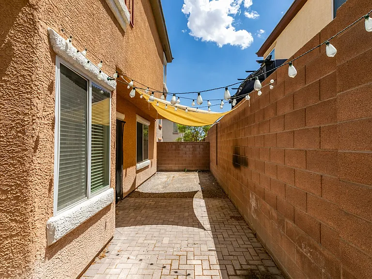 9341 Colorful Rainbow Ave — Photo 43