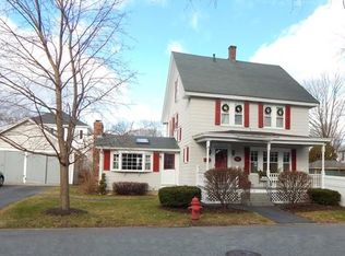 27 Maryland Ave, Lowell, MA 01851