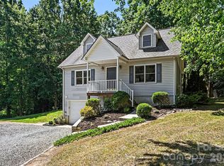 9624 Forest Dr, Charlotte, NC 28216