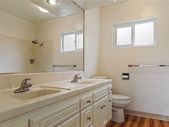 5th image of 10518 Ormond St