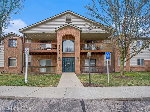 2658 Stadium View Dr Unit 7, Ypsilanti, MI 48197