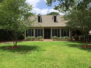 827 Woodleigh Dr, Baton Rouge, LA 70810