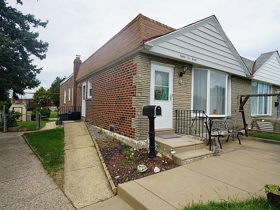 2nd image of 8520 Castor Ave