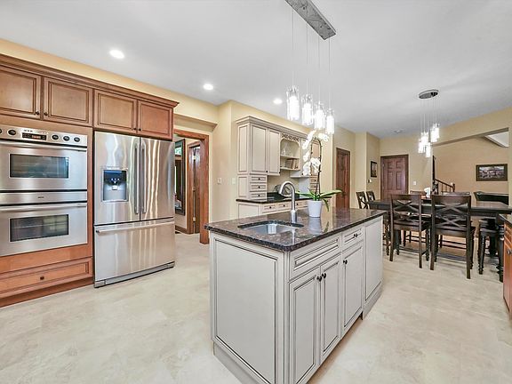 5th image of 4650 Teonia Woods Dr