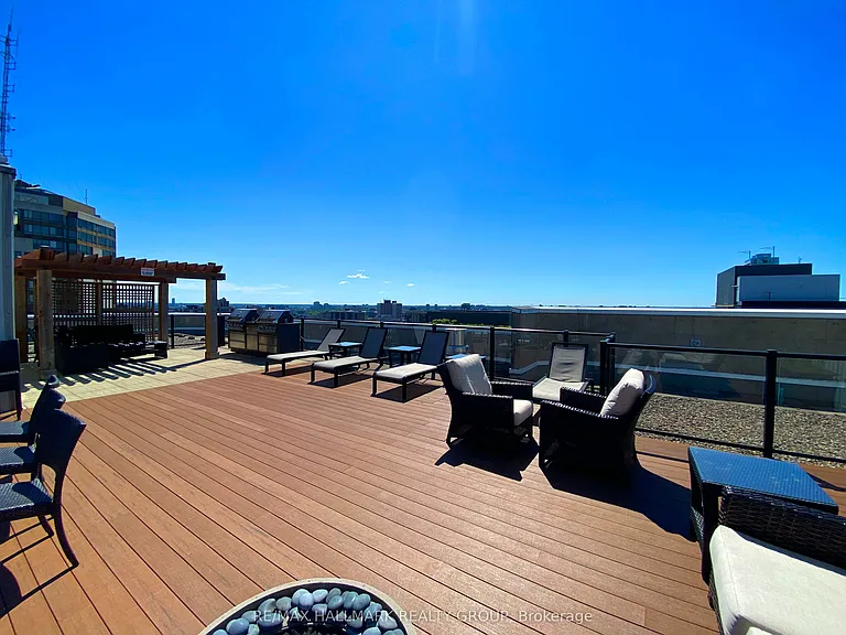 470 Laurier Ave W #902 — Photo 42