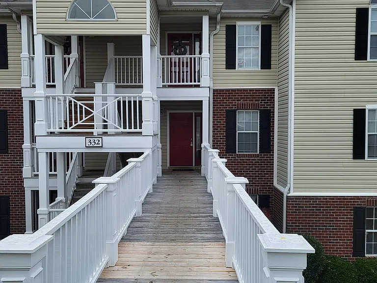 332-6 Bubble Creek Ct #1 — Photo 1