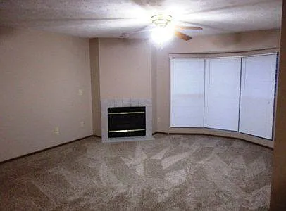 1802 Rainbow Ave — Photo 2
