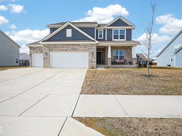 3819 Castle Hill Dr, Brownsburg, IN 46112