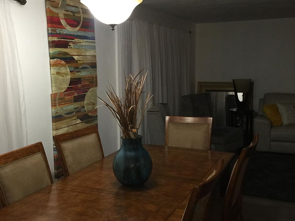 1st image of 3453 Poppy Cres