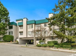 1740 NE 86th St APT 102, Seattle, WA 98115