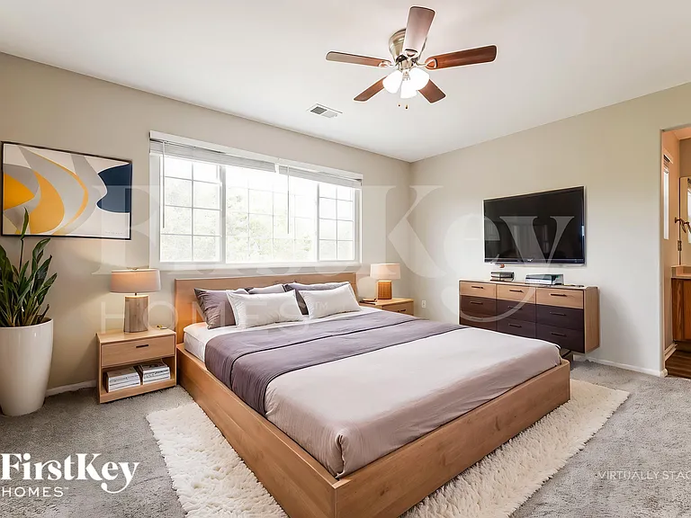 5135 Nighthawk Pkwy — Photo 10