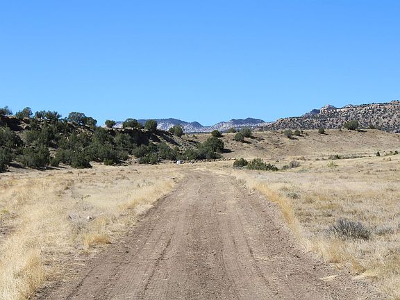 3rd image of 4298 V 2/10 Road