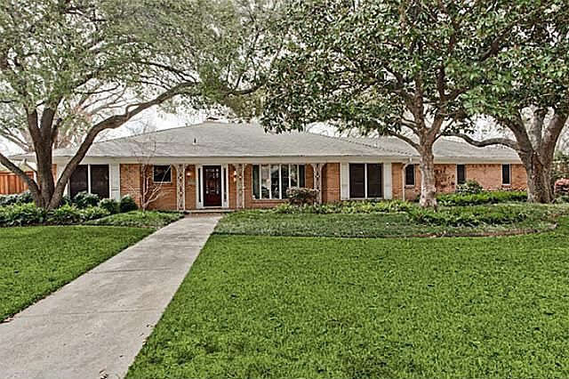 1st image of 4810 Gulfstream Dr