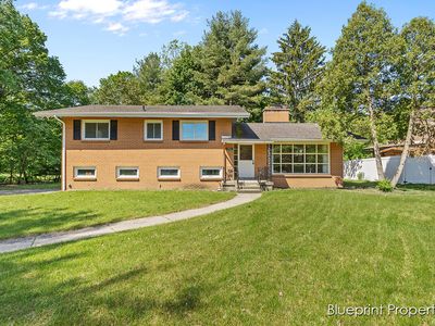 1763 Derbyshire St SE, Grand Rapids, MI, 49508