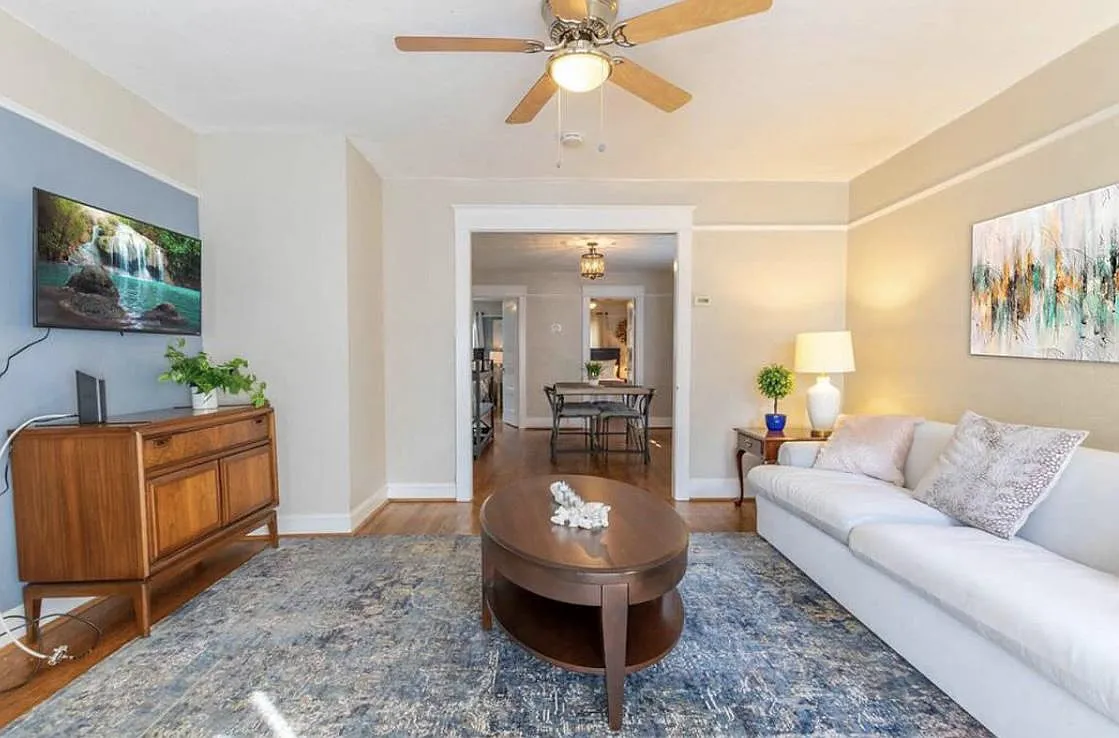 2 bed, 1792 sqft, $2,900 — Photo 3