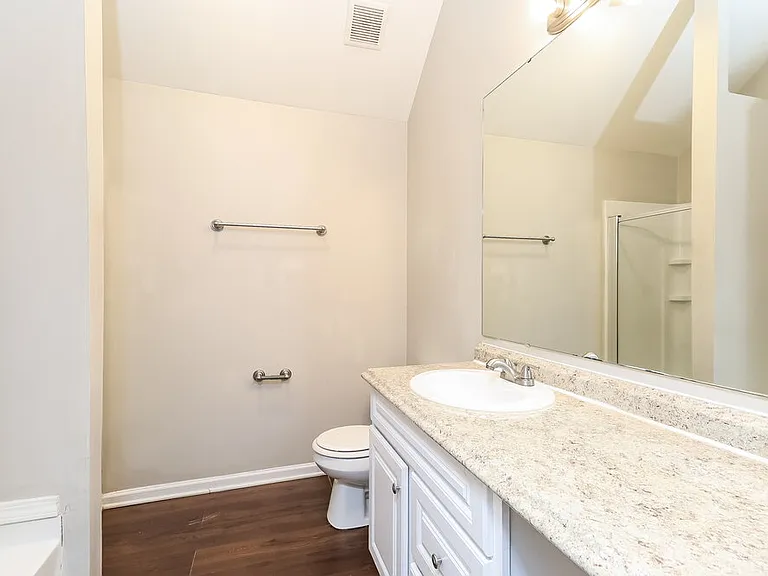 7823 Montbrook Dr — Photo 12