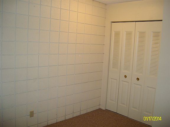 5th image of 707 SW Higgins Ave APT 113
