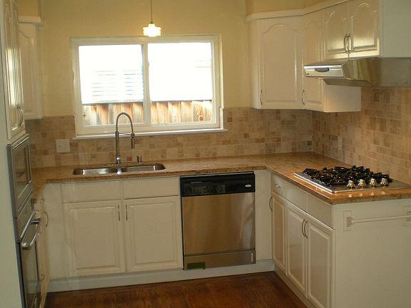 4th image of 4438 Manzanita Dr