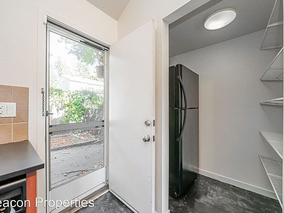5th image of 1285 64th St APT D