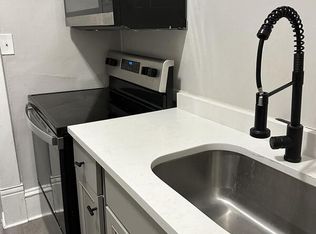 2350 College St #B, Jacksonville, FL 32204