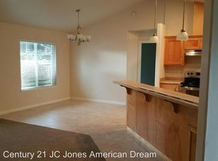 1486 SW David Dr, Grants Pass, OR 97527