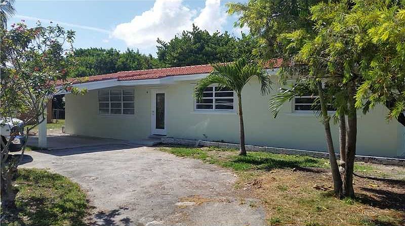 1st image of 9541 Bahama Dr
