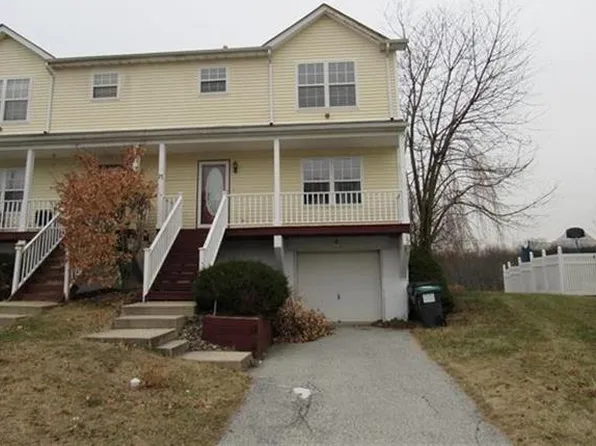 17 Alicia Ln, Warwick, NY 10990