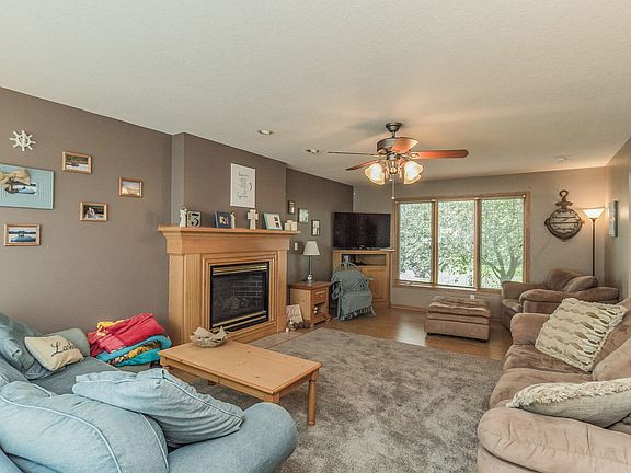 2nd image of 717 Wilder Blvd