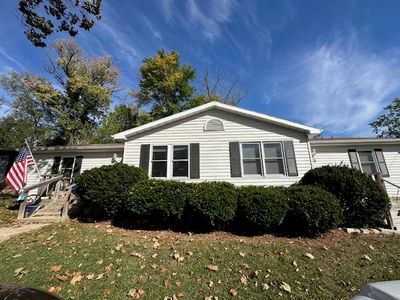 996-996 1/2 W 21st St, Connersville, IN, 47331