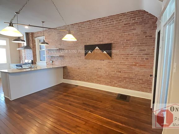 4th image of 311 Wabash Ave