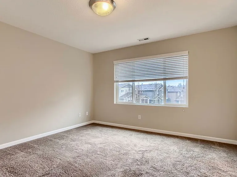 20815 Sister Ln — Photo 17