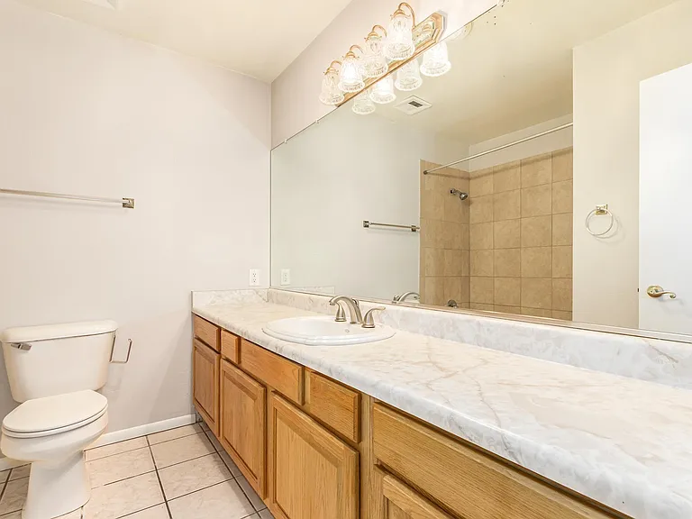 1903 E Balboa Dr — Photo 11