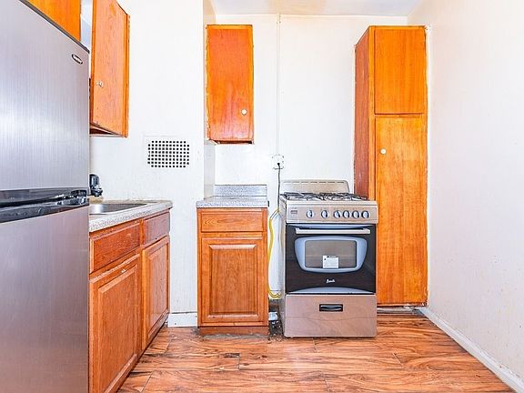 2nd image of 250 Clarkson Ave #504